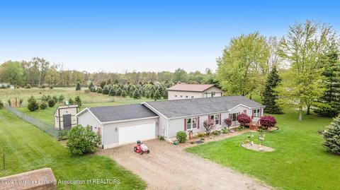 9546 Bond Rd, Dewitt, MI 48820 photo 2