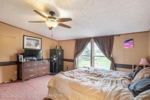 9546 Bond Rd, Dewitt, MI 48820 photo 16