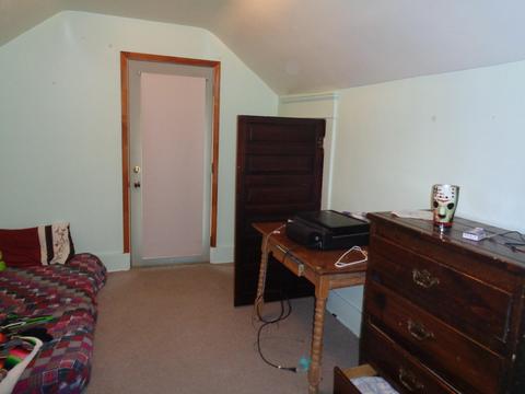 615 Bartlett St, Lansing, MI 48915 photo 13