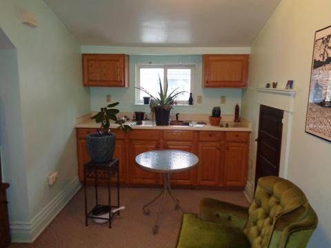 615 Bartlett St, Lansing, MI 48915 photo 14