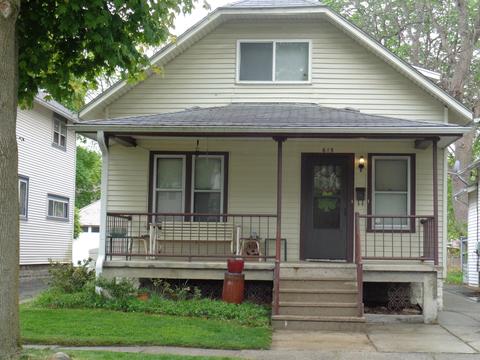615 Bartlett St, Lansing, MI 48915 photo 1