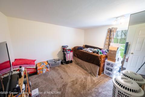6358 Beechfield Dr, Lansing, MI 48911 photo 8
