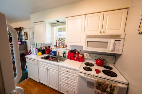 6358 Beechfield Dr, Lansing, MI 48911 photo 6