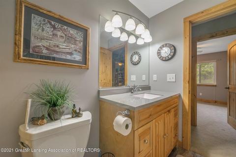 5935 E Centerline Rd, Saint Johns, MI 48879 photo 21