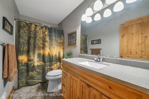 5935 E Centerline Rd, Saint Johns, MI 48879 photo 22