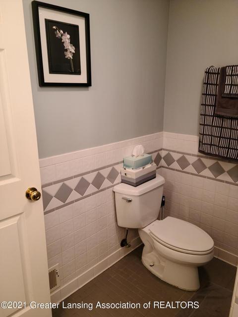 5720 Ridgeway Dr, Haslett, MI 48840 photo 37