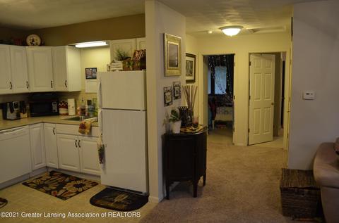 5720 Ridgeway Dr, Haslett, MI 48840 photo 5