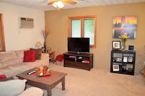 5720 Ridgeway Dr, Haslett, MI 48840 photo 2