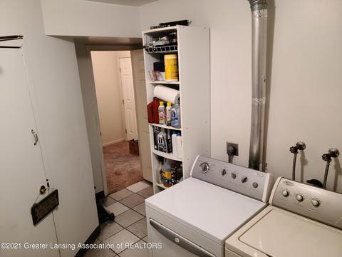 5720 Ridgeway Dr, Haslett, MI 48840 photo 34