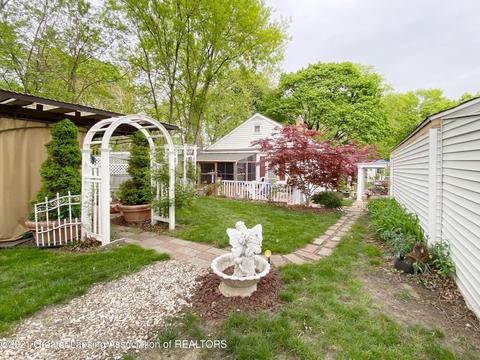 2626 Teel Ave, Lansing, MI 48910 photo 11