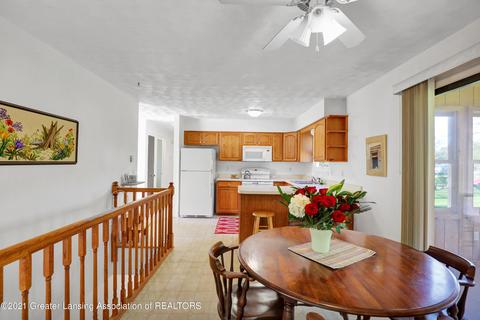 13060 S Airport Rd, Dewitt, MI 48820 photo 4