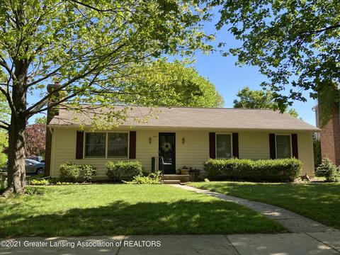 801 Andover Dr, Dewitt, MI 48820 photo 1