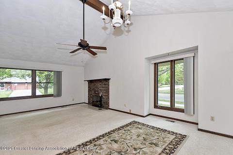 801 Andover Dr, Dewitt, MI 48820 photo 4