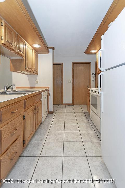 801 Andover Dr, Dewitt, MI 48820 photo 11