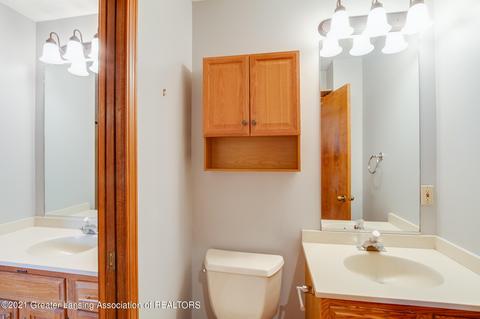 3456 Parkwood Dr, Dewitt, MI 48820 photo 16
