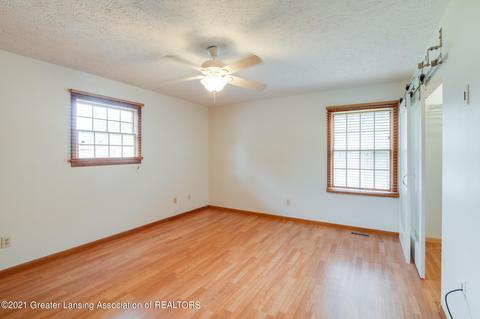 3456 Parkwood Dr, Dewitt, MI 48820 photo 12
