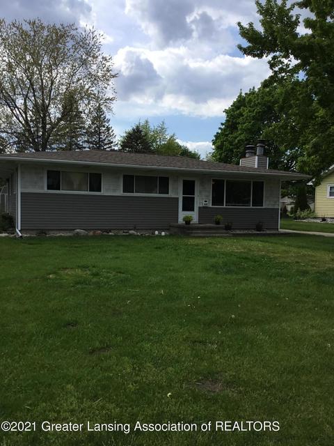 600 S Baker St, Saint Johns, MI 48879
