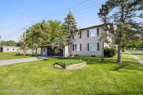 132 N Franklin St, Maple Rapids, MI 48853 photo 3