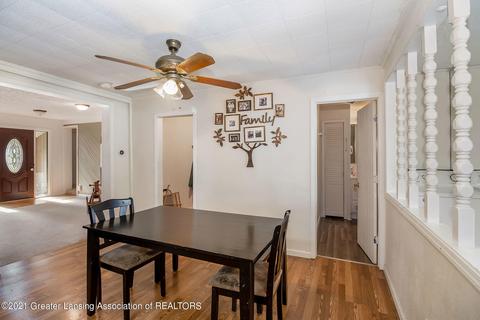 132 N Franklin St, Maple Rapids, MI 48853 photo 11