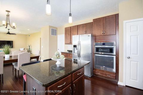 2704 Coreopsis Dr, Okemos, MI 48864 photo 16