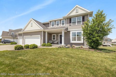 2704 Coreopsis Dr, Okemos, MI 48864 photo 2