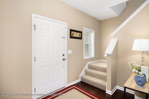 2704 Coreopsis Dr, Okemos, MI 48864 photo 6
