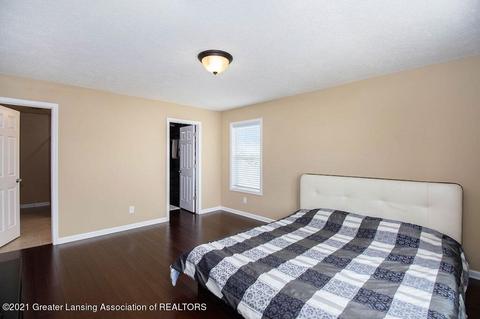 2704 Coreopsis Dr, Okemos, MI 48864 photo 21