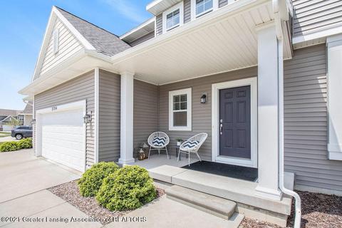 2704 Coreopsis Dr, Okemos, MI 48864 photo 4