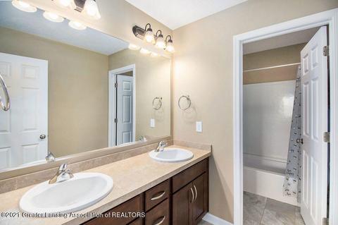 2704 Coreopsis Dr, Okemos, MI 48864 photo 29