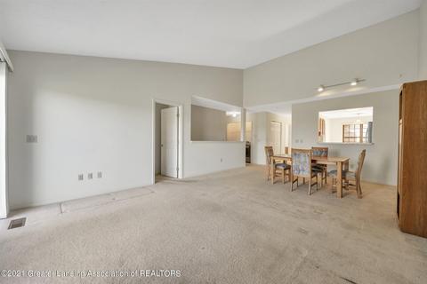 1210 Zimmer Pl, Williamston, MI 48895 photo 5