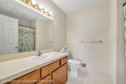 1210 Zimmer Pl, Williamston, MI 48895 photo 16