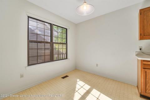 1210 Zimmer Pl, Williamston, MI 48895 photo 14