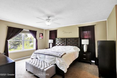 1083 Oakwood Dr, Dewitt, MI 48820 photo 17