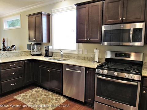 2440 Turning Leaf Ln, Okemos, MI 48864 photo 11