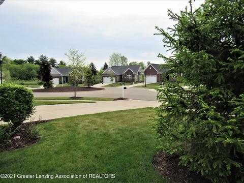 2440 Turning Leaf Ln, Okemos, MI 48864 photo 37