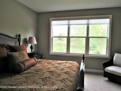 2440 Turning Leaf Ln, Okemos, MI 48864 photo 13