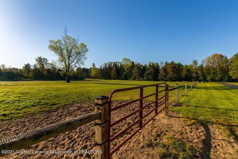 4341 Van Atta Rd, Okemos, MI 48864 photo 54