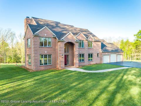 4341 Van Atta Rd, Okemos, MI 48864 photo 2