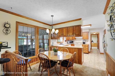 3181 Old Hickory Trl, Dewitt, MI 48820 photo 17