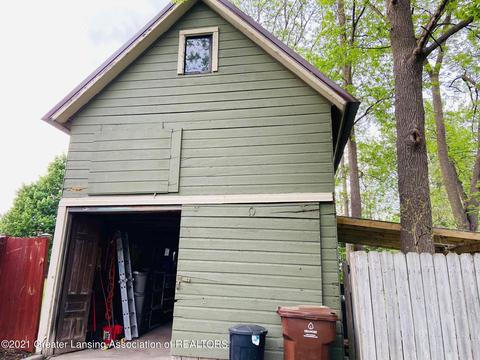 128 S St Johns St, Ithaca, MI 48847 photo 7
