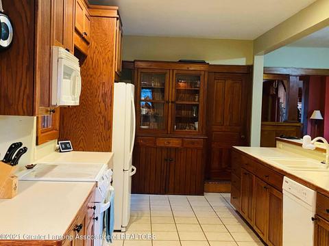 128 S St Johns St, Ithaca, MI 48847 photo 15