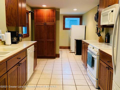 128 S St Johns St, Ithaca, MI 48847 photo 21