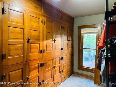 128 S St Johns St, Ithaca, MI 48847 photo 19