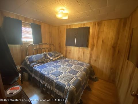 1031 Thompson Dr, Stanton, MI 48888 photo 22