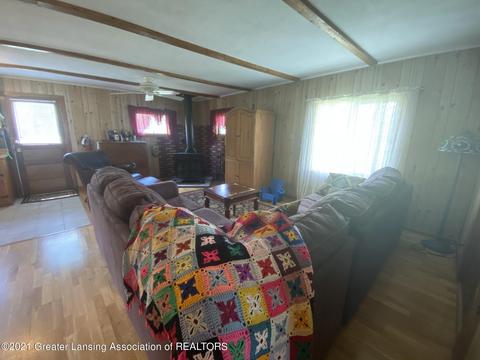 1031 Thompson Dr, Stanton, MI 48888 photo 11