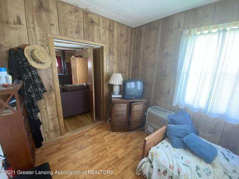 1031 Thompson Dr, Stanton, MI 48888 photo 20