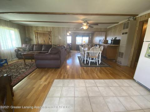 1031 Thompson Dr, Stanton, MI 48888 photo 7
