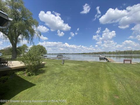 1031 Thompson Dr, Stanton, MI 48888 photo 35
