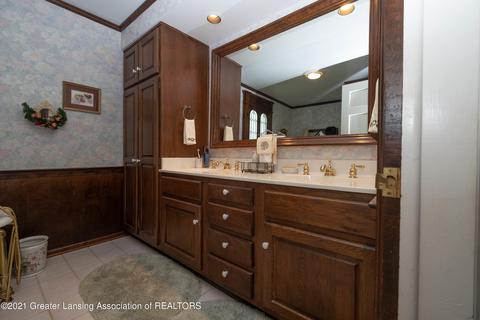 725 E Ash St, Mason, MI 48854 photo 29