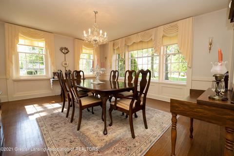725 E Ash St, Mason, MI 48854 photo 9